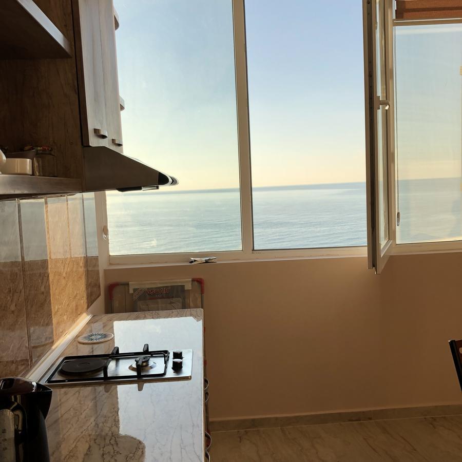 Amazing Magnolia Apartment Batumi Exterior photo